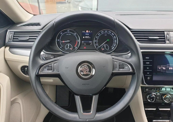 Skoda Superb cena 99900 przebieg: 110637, rok produkcji 2019 z Warszawa małe 466